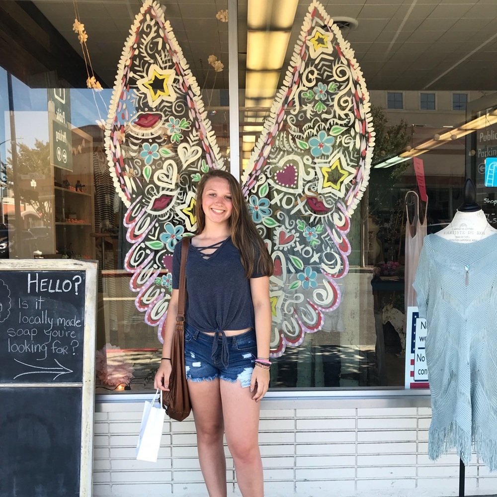 Meet your Posher, Haley